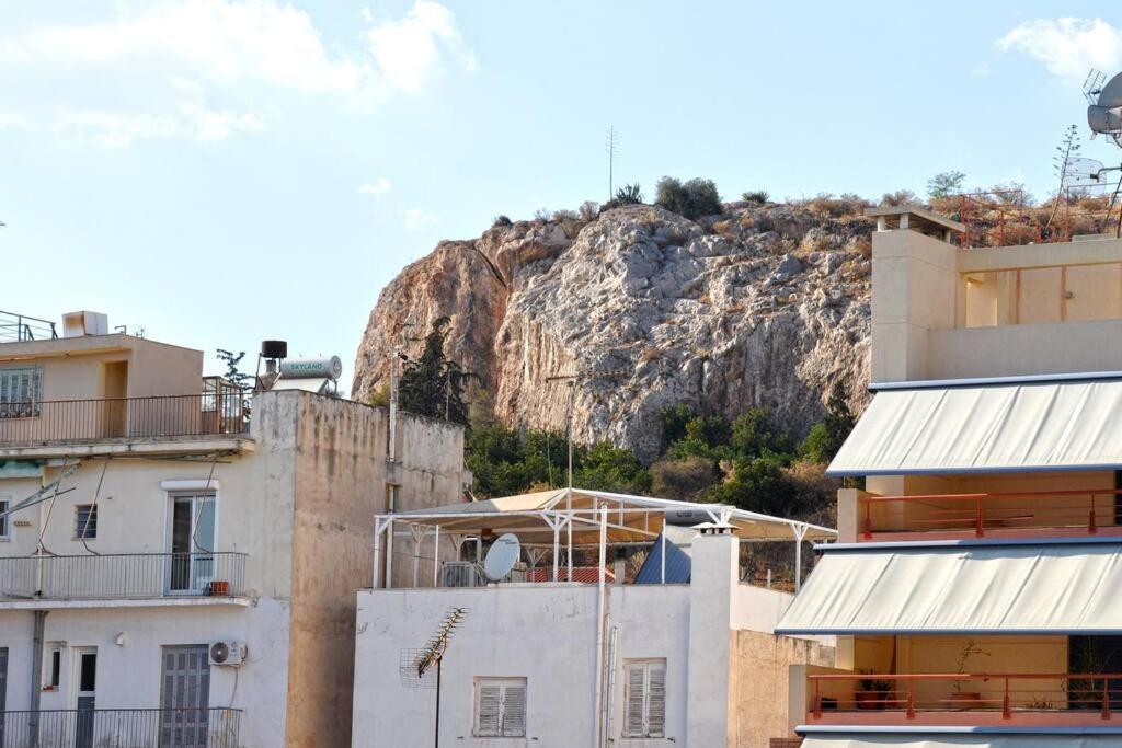 Koukakis Sunshine Roof Apartment Atene Esterno foto