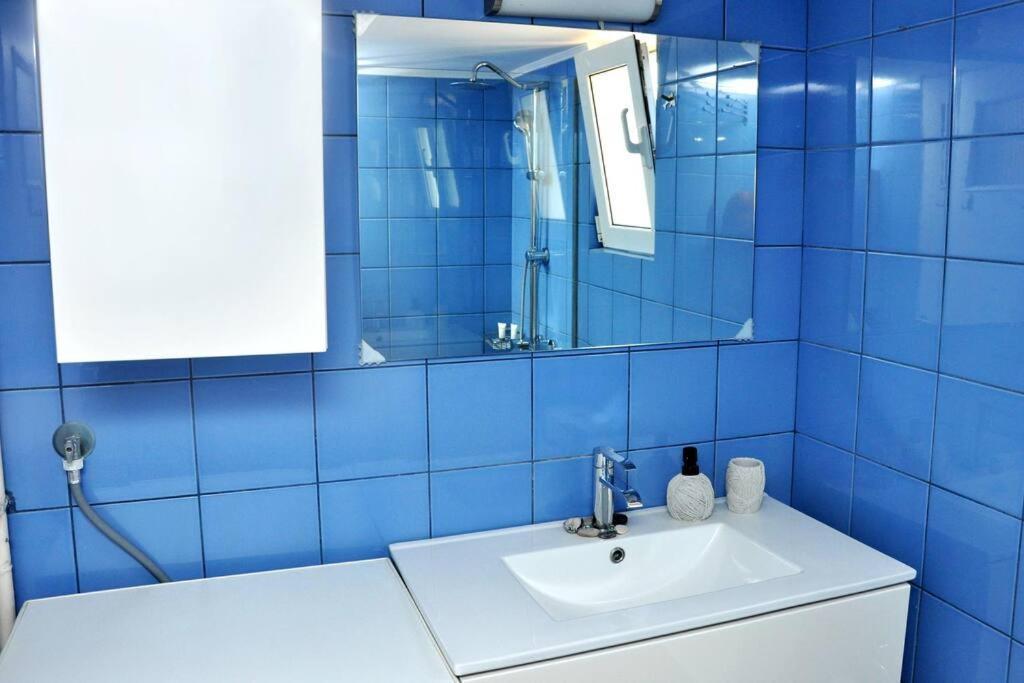 Koukakis Sunshine Roof Apartment Atene Esterno foto