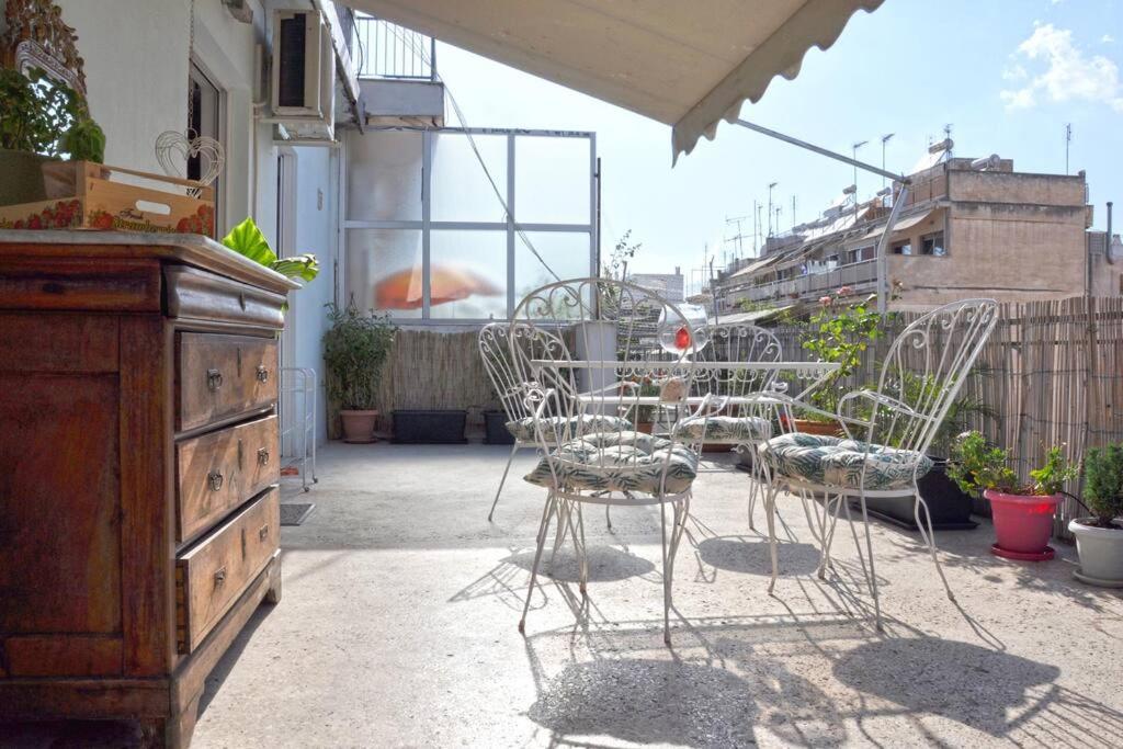 Koukakis Sunshine Roof Apartment Atene Esterno foto