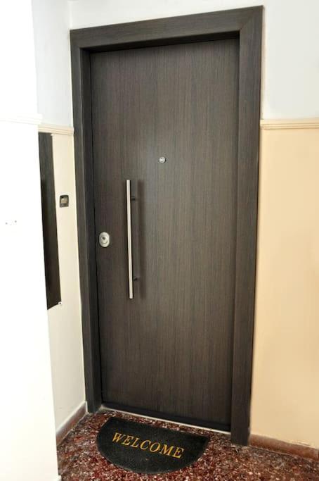 Koukakis Sunshine Roof Apartment Atene Esterno foto